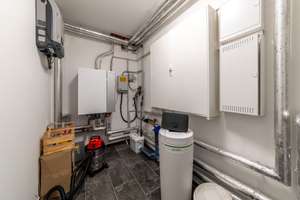 Property thumbnail 25