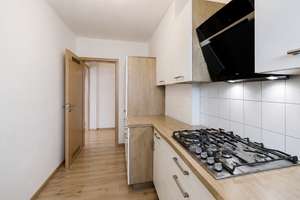Ruhig gelegene 2-Zimmer Erdgeschosswohnung mit Südbalkon, Stellplatz und guter Vermietung – Pettenkoferstraße 9, 85053 Südost, Ingolstadt – Vorschaubild 10