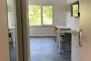 Bezugsfertiges, möbliertes 1-Zi.-Apartment im beliebten Stadtteil Waldstadt