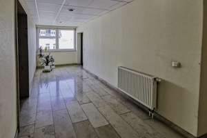 +++ Bezugsfrei! Charmantes 1-Zimmer-Apartment mit Badewanne, Aufzug und TG-Stellplatz +++ – Die vollständige Adresse der Immobilie erhältst du vom Anbieter., 9130 Sonnenberg, Chemnitz – Vorschaubild 4