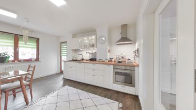 Kapitalanlage: Modernisierte 3-Zimmer-Wohnung mit Balkon, EBK & Stellplatz