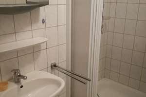 Gemütliches Apartment mit Badezimmer und kleiner Küche – Salvatorstraße 9, 97074 Frauenland, Würzburg – Vorschaubild 2