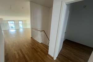 Perfekt für uns: weitläufige 4-Zimmer-Wohnung auf 2 Etagen!!! – Valentinskamp 63, 20355 Neustadt, Hamburg – Vorschaubild 12