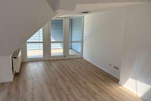 Charmante lichtdurchflutete 3-Zimmer Dachgeschosswohnung in Berlin-Tempelhof – Blumenthalstr. 5, 12103 Tempelhof, Berlin – Vorschaubild 9