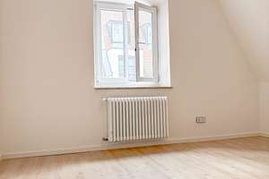 Modernes 1,5-Zimmer-Apartment in Bestlage am Augsburger Rathausplatz – Die vollständige Adresse der Immobilie erhältst du vom Anbieter., 86150 Innenstadt. St. Ulrich-Dom, Augsburg – Vorschaubild 2