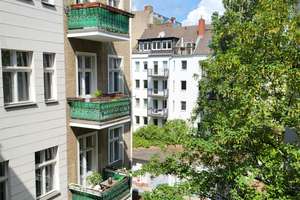 Sonnige bezugsfreie renovierte Altbau-Perle in begehrter Wilmersdorfer Lage – Die vollständige Adresse der Immobilie erhältst du vom Anbieter., 10715 Wilmersdorf, Berlin – Vorschaubild 4