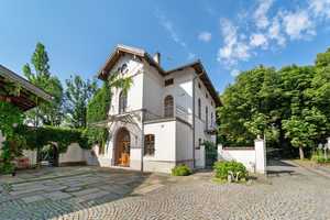 Prachtvolle Rarität und einmalige Schönheit! Villa im Toskana-Stil mit parkähnlicher Gartenanlage – Altötting (Kreis) – Vorschaubild 4