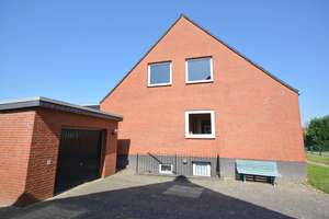 EFH / ZFH mit großem Garten und zwei Garagen in Wiesenrandlage – Die vollständige Adresse der Immobilie erhältst du vom Anbieter., 23560 Moisling, Lübeck – Vorschaubild 6