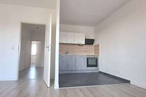 *Sonnige* 3- Zimmer- Wohnung – 39122 Salbke, Magdeburg – Vorschaubild 3