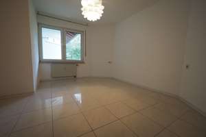 Helle 2,5-Zimmer-Wohnung mit Balkon & TG-Stellplatz in Herrenberg – Adlerstraße 13, 71083 Herrenberg – Vorschaubild 8
