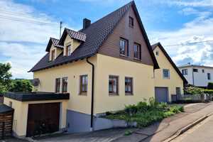 Klassische Doppelhaushälfte, 1994 in idyllischer Hanglage – Lützelburg bei Gablingen – Kornfeldstraße 4A, 86456 Augsburg (Kreis) – Vorschaubild 1