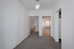 Modernisiert - Großzügig - Zentral!
Tolle 4-Zi-Wohnung – Die vollständige Adresse der Immobilie erhältst du vom Anbieter., 75175 Oststadt, Pforzheim – Vorschaubild 10