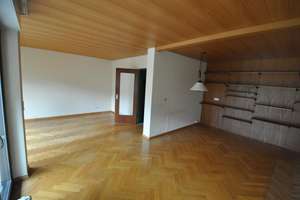 Privat: Familienfreundliches Reihenhaus mit Garten & Garage in bester Lage, Böblingen-Tannenberg – Die vollständige Adresse der Immobilie erhältst du vom Anbieter., 71032 Böblingen – Vorschaubild 13