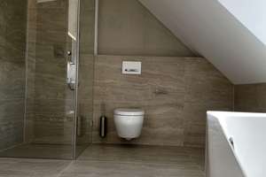 Neuwertiges 4-Zimmer-Penthouse mit Dachterrasse, Aufzug & Deckenkühlung in best Lage – 80538 Englischer Garten, München – Vorschaubild 10