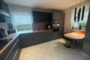 Wohnhaus mit Einliegerwohnung und großem Grundstück mit Parkcharakter – Die vollständige Adresse der Immobilie erhältst du vom Anbieter., 74076 Heilbronn, Heilbronn – Vorschaubild 8