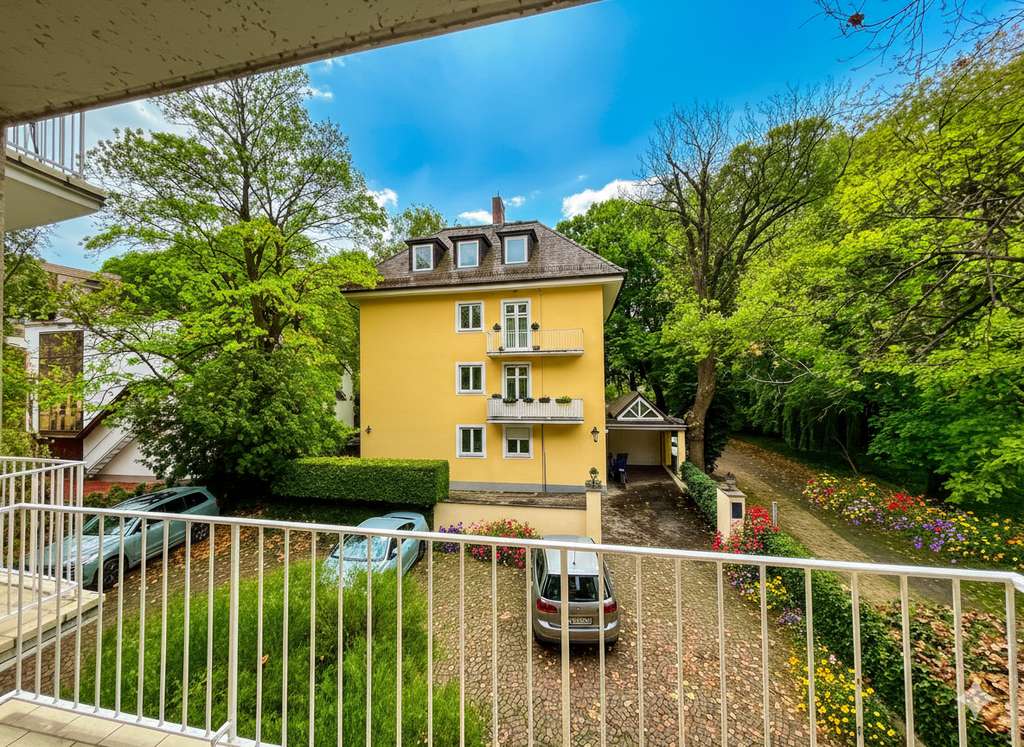 Lage - Lage - Lage - 3,5-Zimmer-Atelier m. 2 Balk. in den grünen Innenhof, Nähe Pacelli Palais