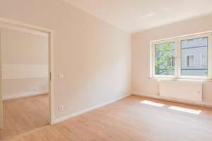 Dein Raum in Düsseldorf: Stilvoll sanierte 2-Zimmer-Wohnung - perfekt für Singles, Paare oder WG – Siemensstraße 52, 40227 Oberbilk, Düsseldorf – Vorschaubild 3