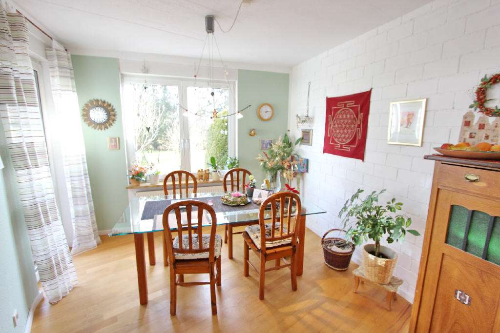 Immobilie in Kißlegg - Große, sonnige Doppelhaushälfte mit ELW in schöner Lage mit Bergsicht - Bild 18