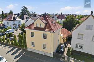 Charmantes Einfamilienhaus mit Traumgarten und Sauna in Rüsselsheim – Die vollständige Adresse der Immobilie erhältst du vom Anbieter., 65428 Rüsselsheim am Main – Vorschaubild 5