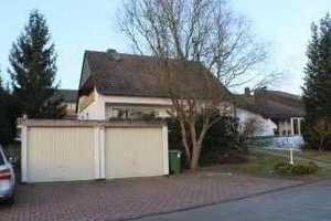 2 Fam.- Haus mit App. im Souterrain in  ruhiger Lage in Ahnatal – Kassel (Kreis) – Vorschaubild 1