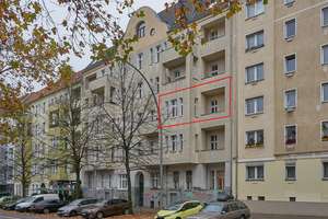 GROßE 3 RAUM ,BALKON,AUFZUG,DUSCHE,WANNE,PARKETT – 10405 Prenzlauer Berg, Berlin – Vorschaubild 1
