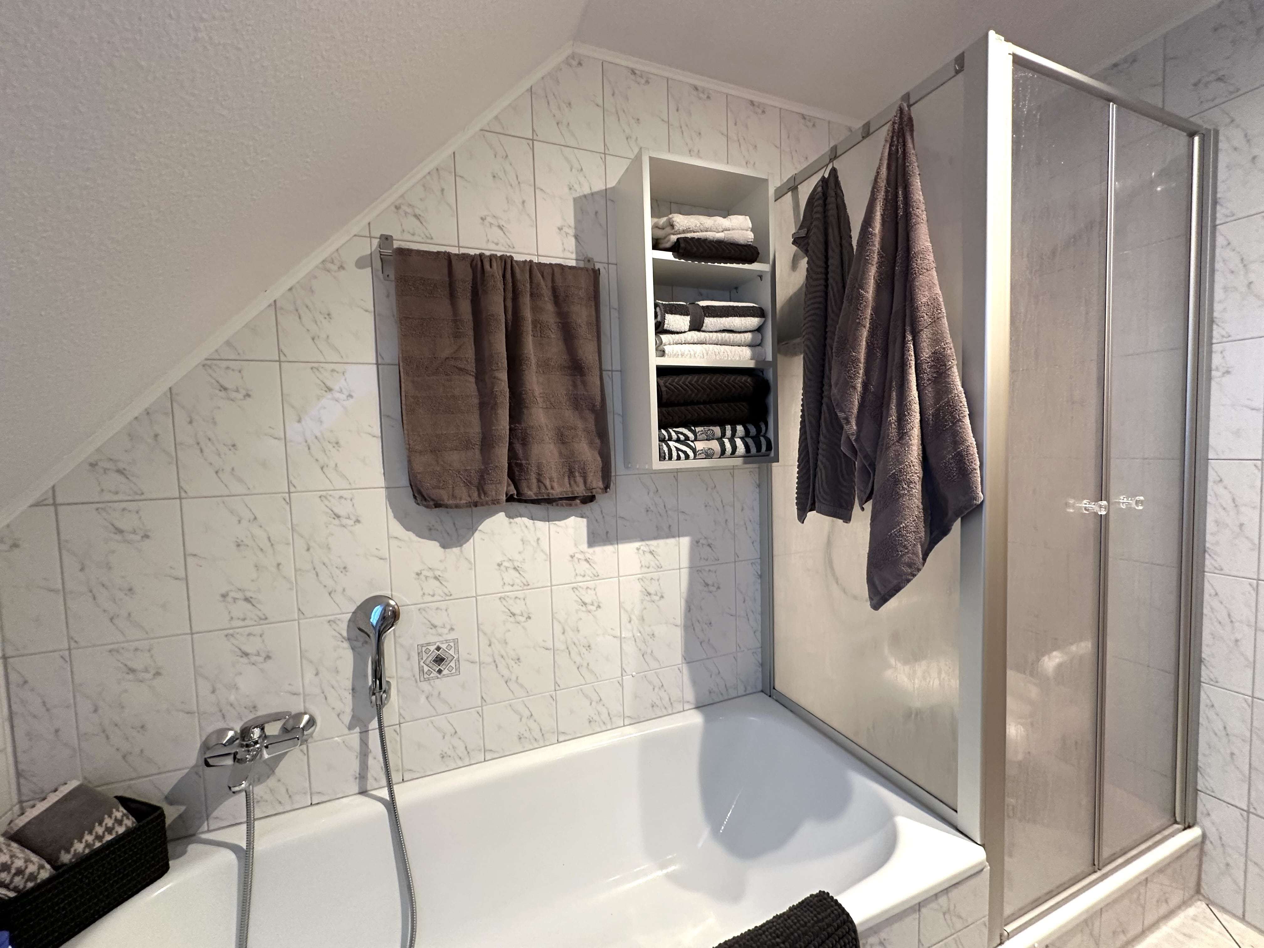 Immobilie in Hesel - Vermietetes Doppelhaus mit Weitblick! - Bild 10