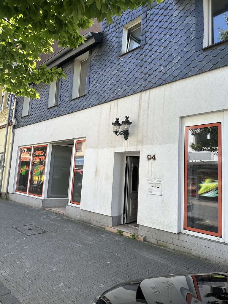 Wohnen und Gewerbe inkl. Garage