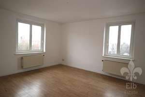 Helle und geräumige 3 Zimmer-Dachgeschosswohnung mit Einbauküche und Wanne in Stadtfeld-Ost – 39108 Stadtfeld Ost, Magdeburg – Vorschaubild 4
