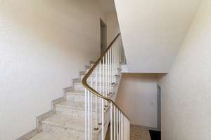 Lichtdurchflutete 4-Zimmer Wohnung mit 2 Balkonen, Garage & Stellplatz. Sehr gute Infrastruktur. – Die vollständige Adresse der Immobilie erhältst du vom Anbieter., 51149 Westhoven, Köln – Vorschaubild 16