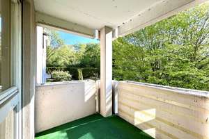 Gepflegte 2-Zimmer-Wohnung mit Aufzug, EBK, Balkon und TG-Stellplatz – Die vollständige Adresse der Immobilie erhältst du vom Anbieter., 73207 Plochingen – Vorschaubild 2