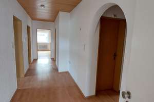Perfekt gelegenes, geräumiges Mehrfamilienwohnhaus in Büchenbach von Privat – Die vollständige Adresse der Immobilie erhältst du vom Anbieter., 91186 Büchenbach – Vorschaubild 6