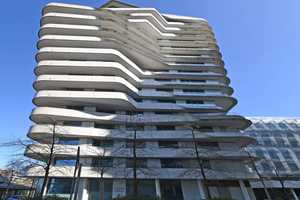 Exklusive 2 Zimmer Wohnung im Marco Polo Tower/ Hafen City mit Terrasse und Tiefgarage im 11.St.! – Am Strandkai 3, 20457 Hamburg – Vorschaubild 1