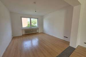 Hassels: 3 Familienhaus, TOP gepflegt, Kapitalanleger oder Selbstnutzer! EG-100 m² frei mit Garten! – Die vollständige Adresse der Immobilie erhältst du vom Anbieter., 40599 Hassels, Düsseldorf – Vorschaubild 10