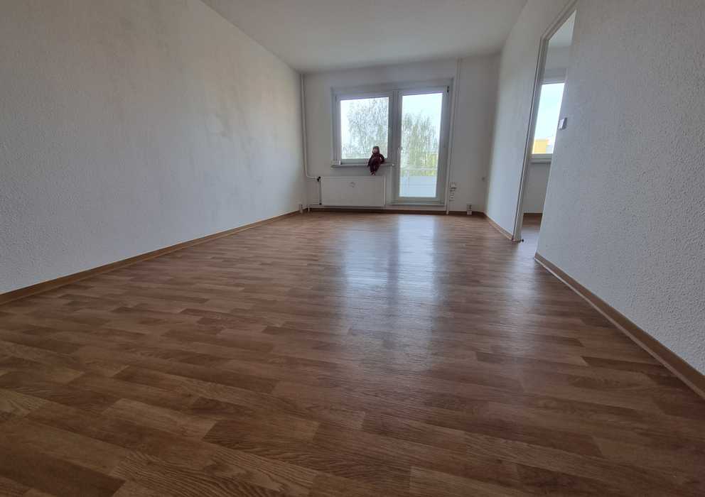 2-Zimmer-Wohnung mit großem Balkon / Aufzug