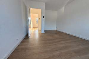 Ihr neues Zuhause erwartet Sie: Renovierte 3-Zimmer-Wohnung mit Balkon – Brinkstr. 4, 58097 Altenhagen, Hagen – Vorschaubild 2