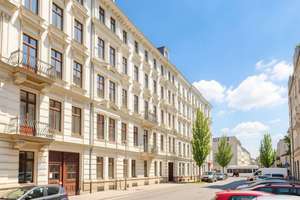 +++ Moderne 3-Zimmer-Wohnung mit Gründerzeitcharme und Balkon im Herzen der Leipzig-Südvorstadt +++ – Die vollständige Adresse der Immobilie erhältst du vom Anbieter., 4107 Südvorstadt, Leipzig – Vorschaubild 2