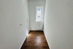 Modernes Wohnen im separaten Hinterhaus – Großzügige 4-Zimmer-Wohnung mit Terrasse – Gustav-Adolf-Straße 40, 9116 Altendorf, Chemnitz – Vorschaubild 12