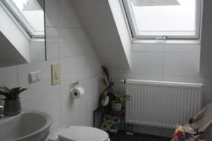 Stilvoll Wohnen: 3-Zimmer-Wohnung im komplett sanierten Jugendstilhaus – Krefeld – Vorschaubild 8