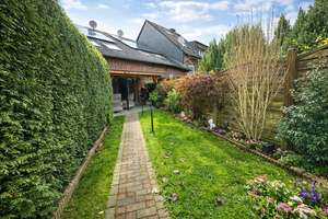 Praktisches Reihenmittelhaus in Essen-Katernberg mit Garten, Terrasse, Garage & Photovoltaikanlage – Die vollständige Adresse der Immobilie erhältst du vom Anbieter., 45327 Katernberg, Essen – Vorschaubild 8
