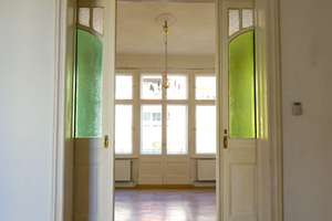 Mommsenstraße / Ecke Waitzstraße: Bezugsfreie 4,5-Zi. Altbau-ETW – Waitzstraße 2, 10629 Charlottenburg, Berlin – Vorschaubild 7