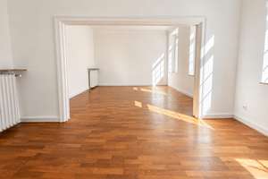 Charmantes 2,5-Zimmer Altbaujuwel im Herzen von Düsseldorf-Pempelfort  – 40477 Pempelfort, Düsseldorf – Vorschaubild 3