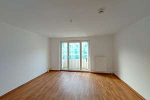 *Die Treppen hinauf zu Ihrer neuen Wohnung* – 39104 Altstadt, Magdeburg – Vorschaubild 2