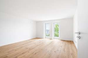 Exklusive 3‑Zi.-DG-Wohnung mit Stellplatz & Balkon in top sanierter Stadtvilla nahe City‑Galerie – Raunerstraße 23, 86153 Am Schäfflerbach, Augsburg – Vorschaubild 6