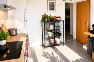 Helle 2,5-Zimmer-Dachgeschosswohnung m. großer Dachterrasse im beliebten Wasserviertel am Innenhafen – Werrastraße 15, 47051 Altstadt, Duisburg – Vorschaubild 5