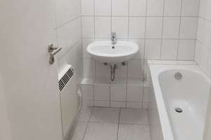 Jobcenter - جوب سنتر - Джобцентер - deine neue Wohnung ist fertig! – Geschwister-Scholl-Str 18, 45279 Horst, Essen – Vorschaubild 6