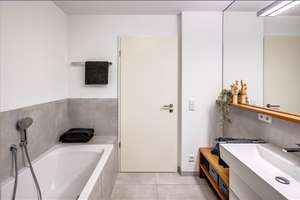 Möbliert: Zur Miete: Hochwertige 4-Zimmer Wohnung – Die vollständige Adresse der Immobilie erhältst du vom Anbieter., 81245 Neupasing, München – Vorschaubild 12