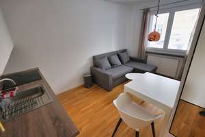 Zwei Zimmer Möbliert, Berlin Mitte – Köpenicker Str. 55, 10179 Mitte (Ortsteil), Berlin – Vorschaubild 3