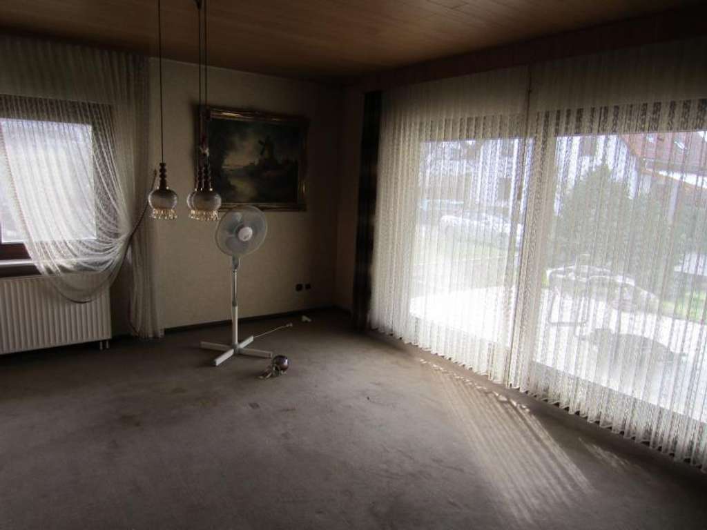 Immobilie in Haßloch - Haßloch, freisteh. Fertighaus EFH , 170qm , Grund 644qm, Garage,Bj 1984 - Bild 1