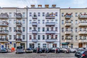 ***Vermietet - Altbauwohnung in begehrter Lage*** – Heidenfeldstraße 17, 10249 Friedrichshain, Berlin – Vorschaubild 2