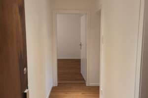 Sanierte 2-Zimmer-Wohnung mit Sonnenbalkon – Die vollständige Adresse der Immobilie erhältst du vom Anbieter., 40468 Unterrath, Düsseldorf – Vorschaubild 3